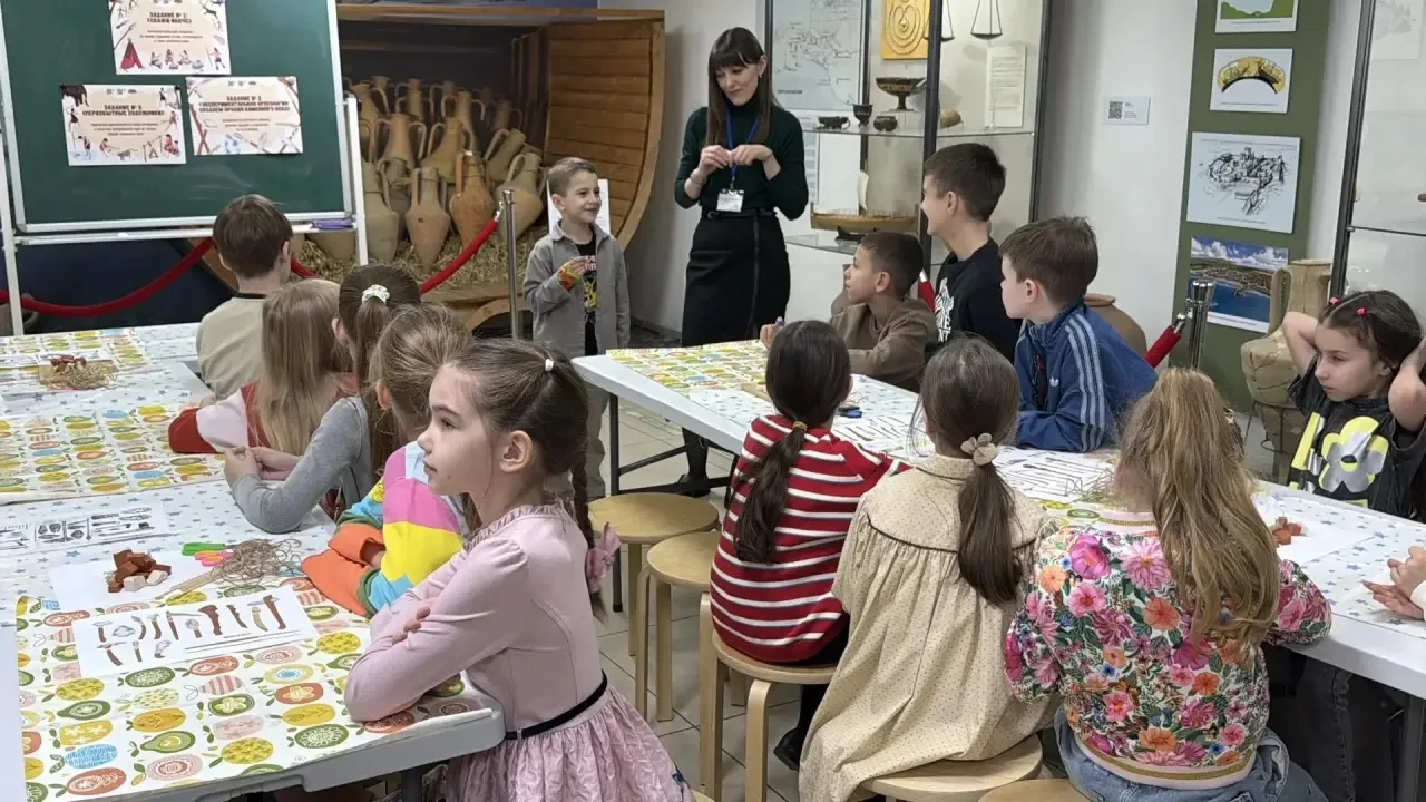 Каникулы с пользой!  01.04.2026 ученики 1 «Г» класса вместе со своим учителем Махновской Татьяной Ев