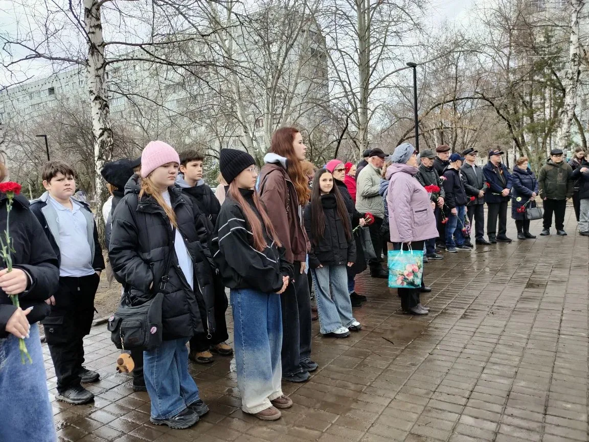 ✔️День памяти и добрых дел.  🪨25 апреля, в  субботу, ученики 5 «Б» класса вместе с классным от руков