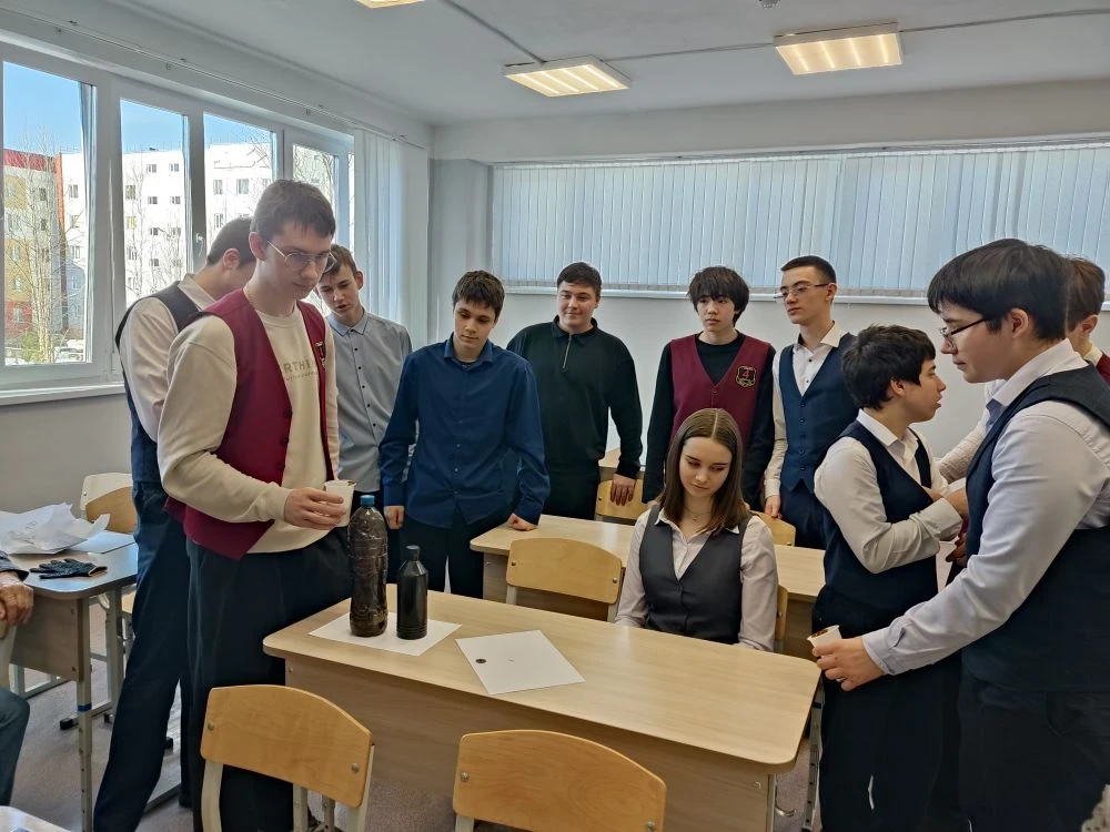 В рамках профориентационной деятельности филиала колледжа состоялась встреча с учениками 9-х классов