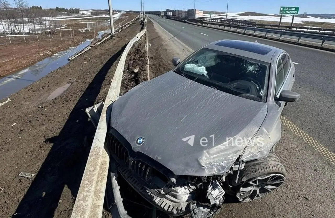 Житель Екатеринбурга судится с Автодором из-за разбитого BMW. Авария произошла на платн...