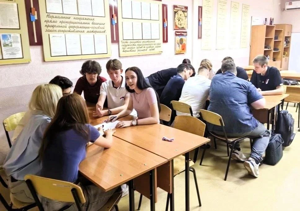 ✅В ВИТИ НИЯУ МИФИ студенты-второкурсники техникума, обучающиеся по специальности «Информационные сис