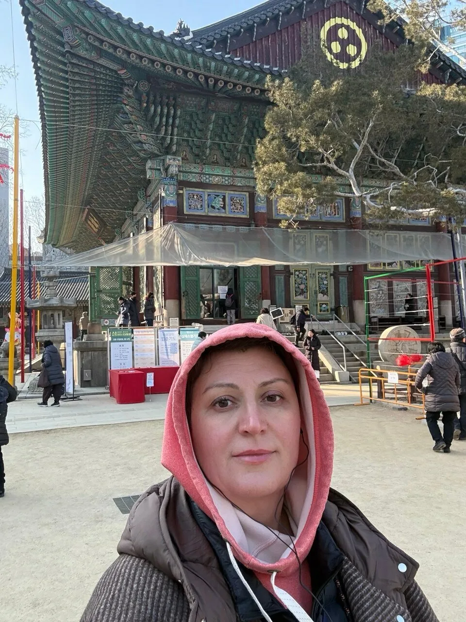 Храм Чогеса (Jogyesa Temple) — главный храм корейского буддизма в центре Сеула. Это спо...
