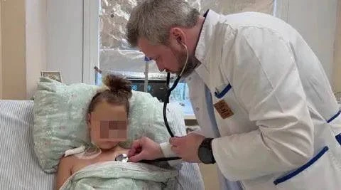 📌11-летнюю Веру из Армавира, пострадавшую при атаке БПЛА на Архипо-Осиповку, выписали ...