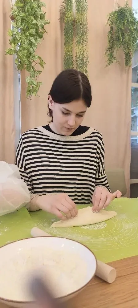 🥙27 марта 6«Б» класс посетил ресторан «Зазо», где принял участие в мастер-классе по приготовлению ха