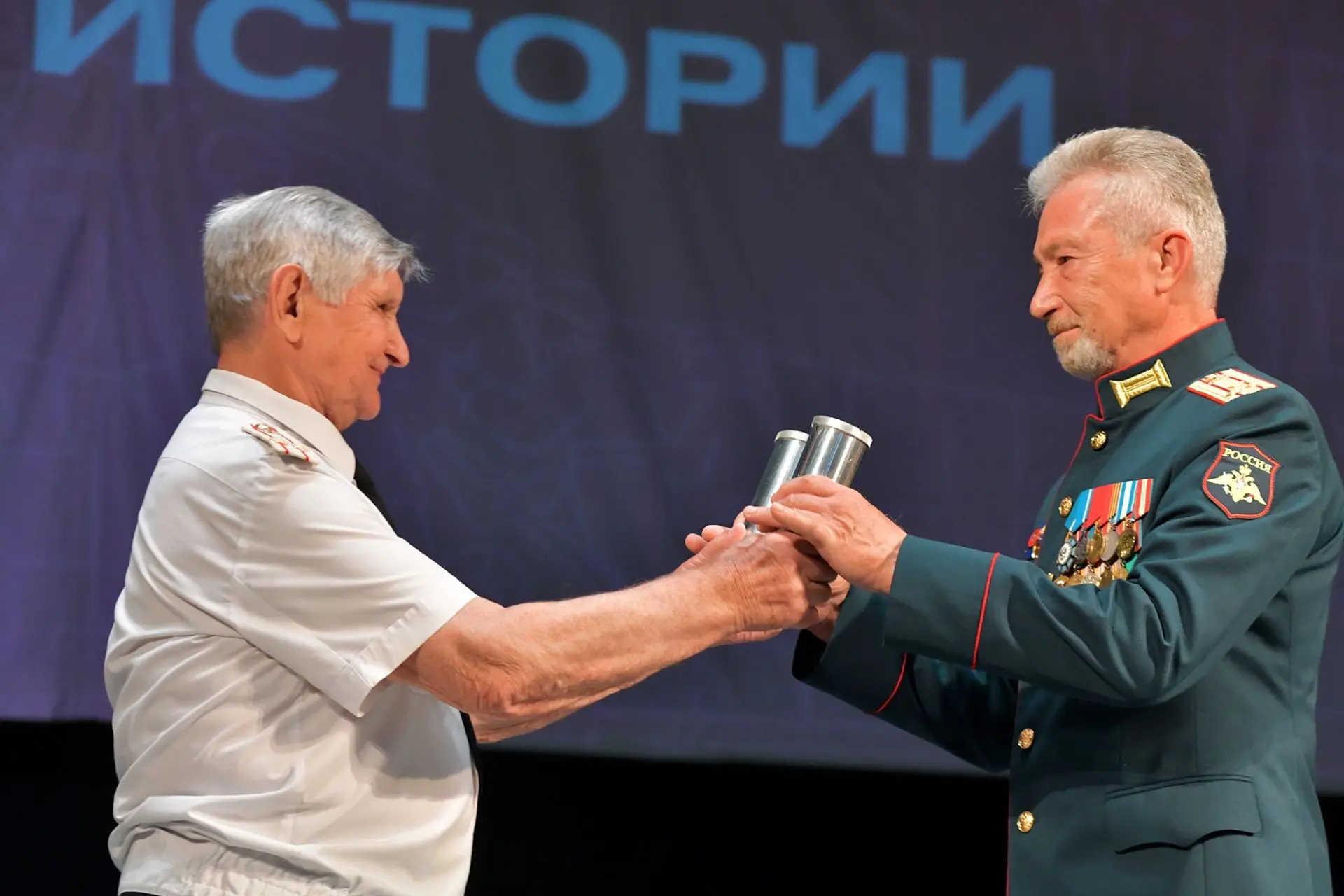 ПИСЬМА С НАКАЗОМ ПОТОМКАМ