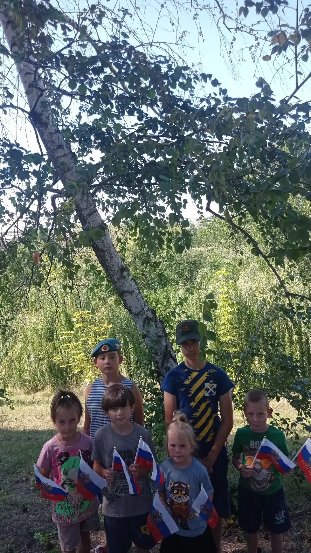 ‎Ежегодно 2 августа страна чествует воинов-десантников. Этот день символизирует силу ду...