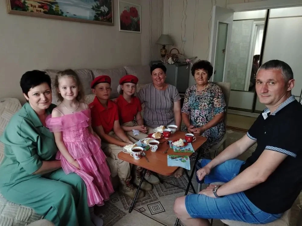 12 июня, в День России, заместитель главы администрации муниципального округа город Славгород Евгени