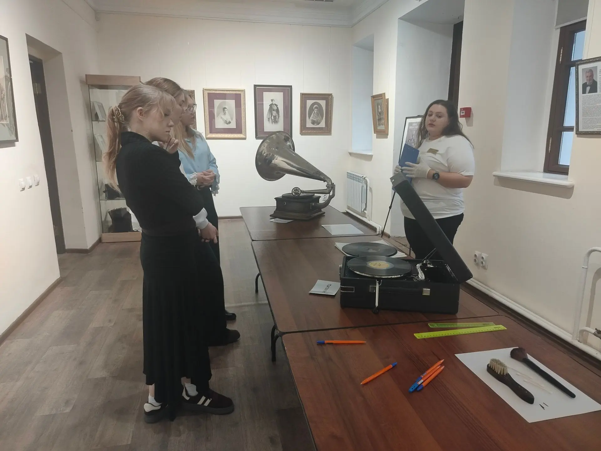 БЕЛЫЕ ПЕРЧАТКИ 🧤