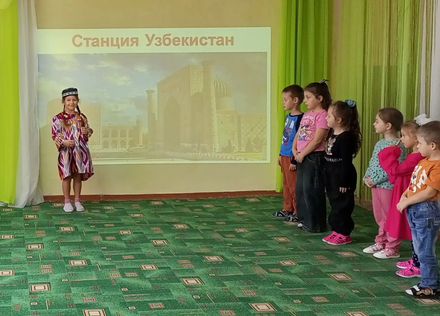 День языков народов России  🇷🇺. В нашей стране живут разные народы, и каждый из них г...