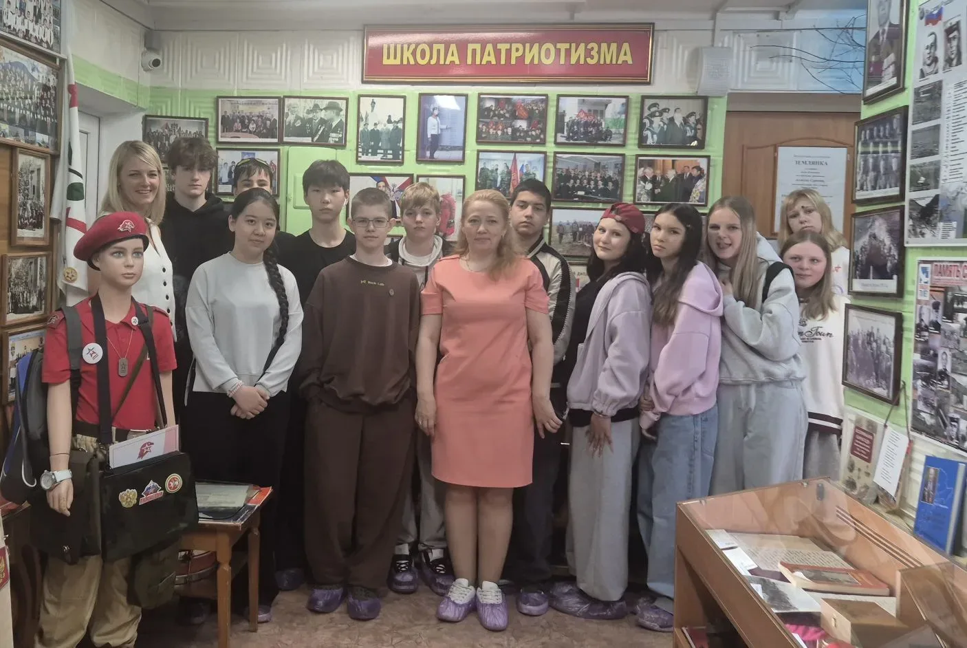 Живая история в Зале Славы: школьники Елизовского района прикоснулись к подвигу
