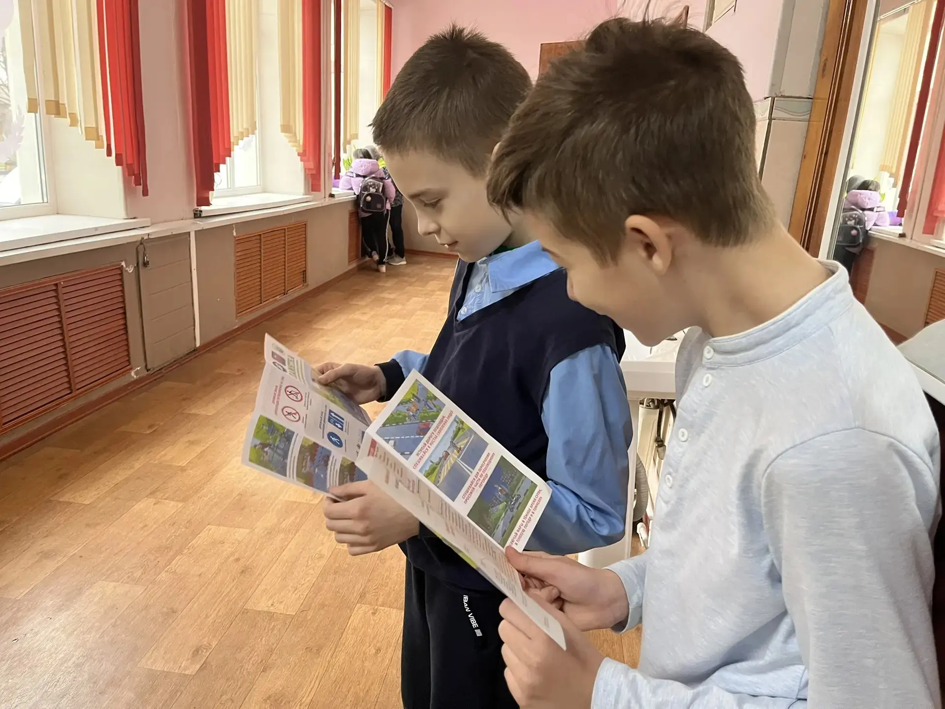 Безопасность на дорогах — дело каждого!    В рамках просветительской акции «Дорожный патруль безопас