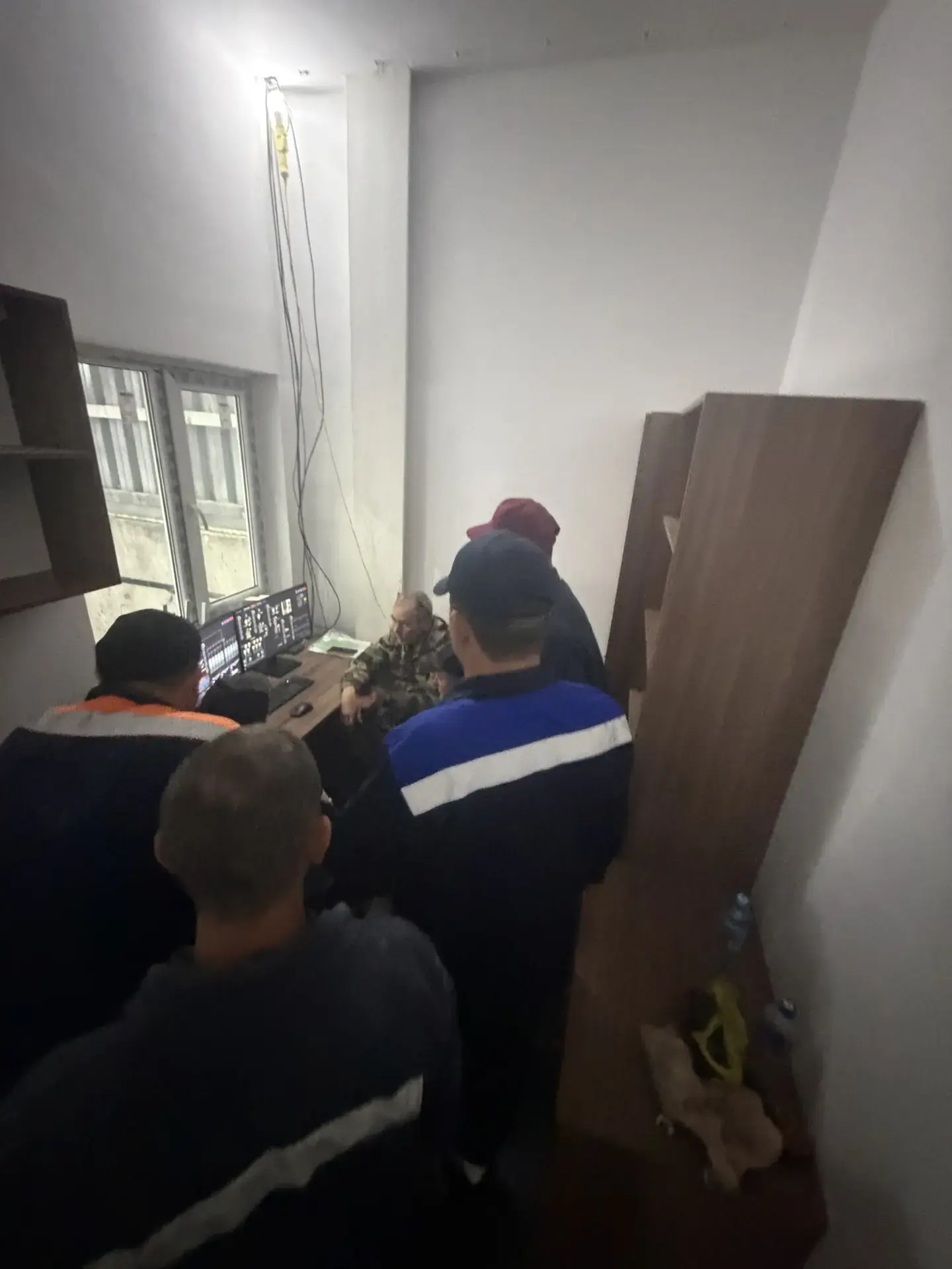 Обучаем персонал заказчика работе с АСУ ТП в Ростовской области 

На комбикормовом заводе в городе А