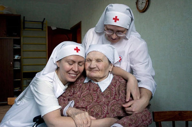8 июня — День социального работника. Поздравляем всех, кто выбрал путь служения ближним!
 
День выбр