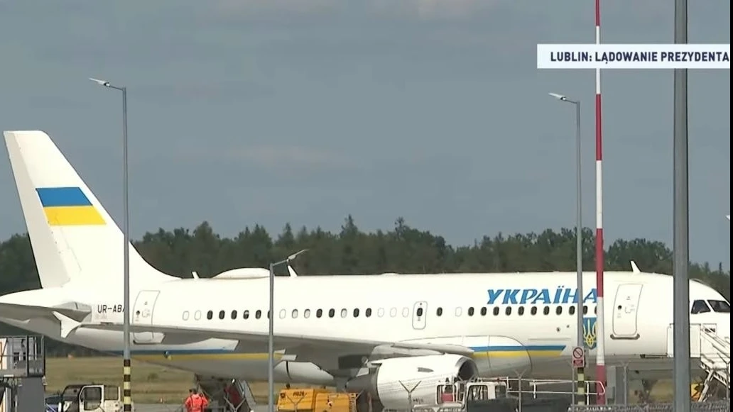 🇵🇱🇺🇦Зеленский впервые после скандала прилетел в Польшу