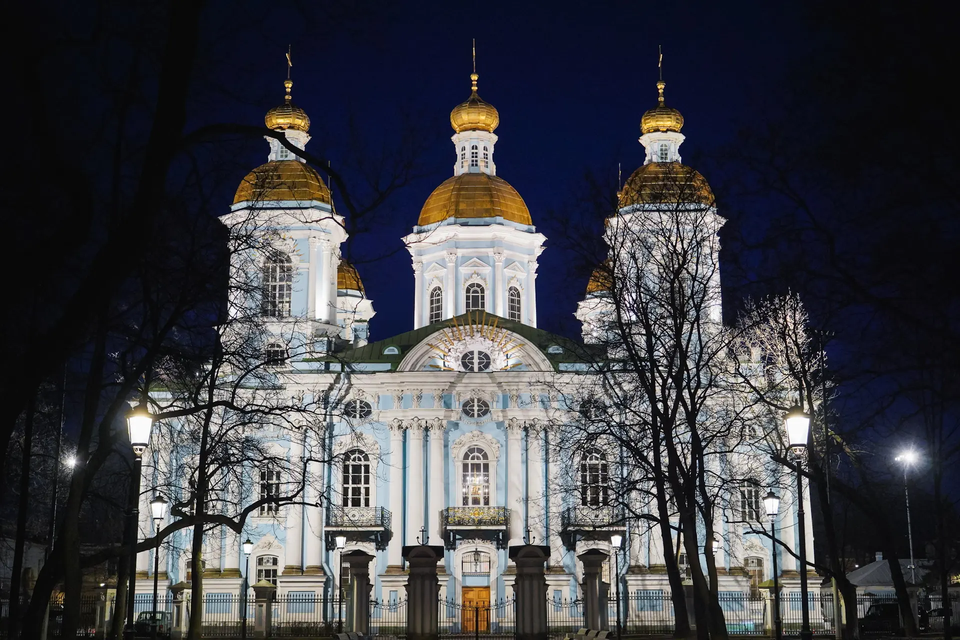 Продолжаем системно развивать наружное освещение в Санкт-Петербурге.  За первые три месяца года введ
