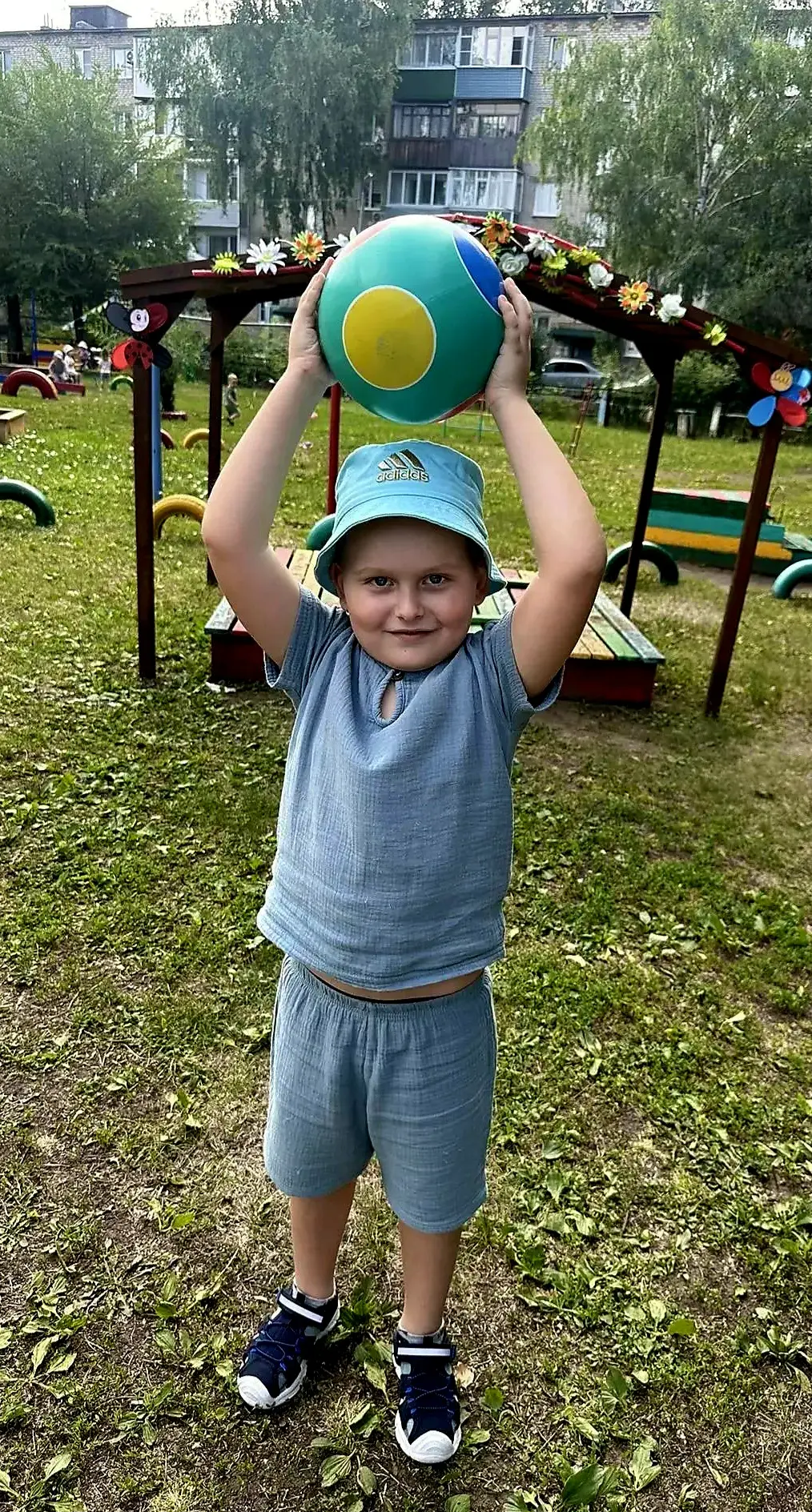 🥎Лето в детском саду — это время ярких эмоций, весёлых игр и бесконечного движения⛹🏻 
В средней гр
