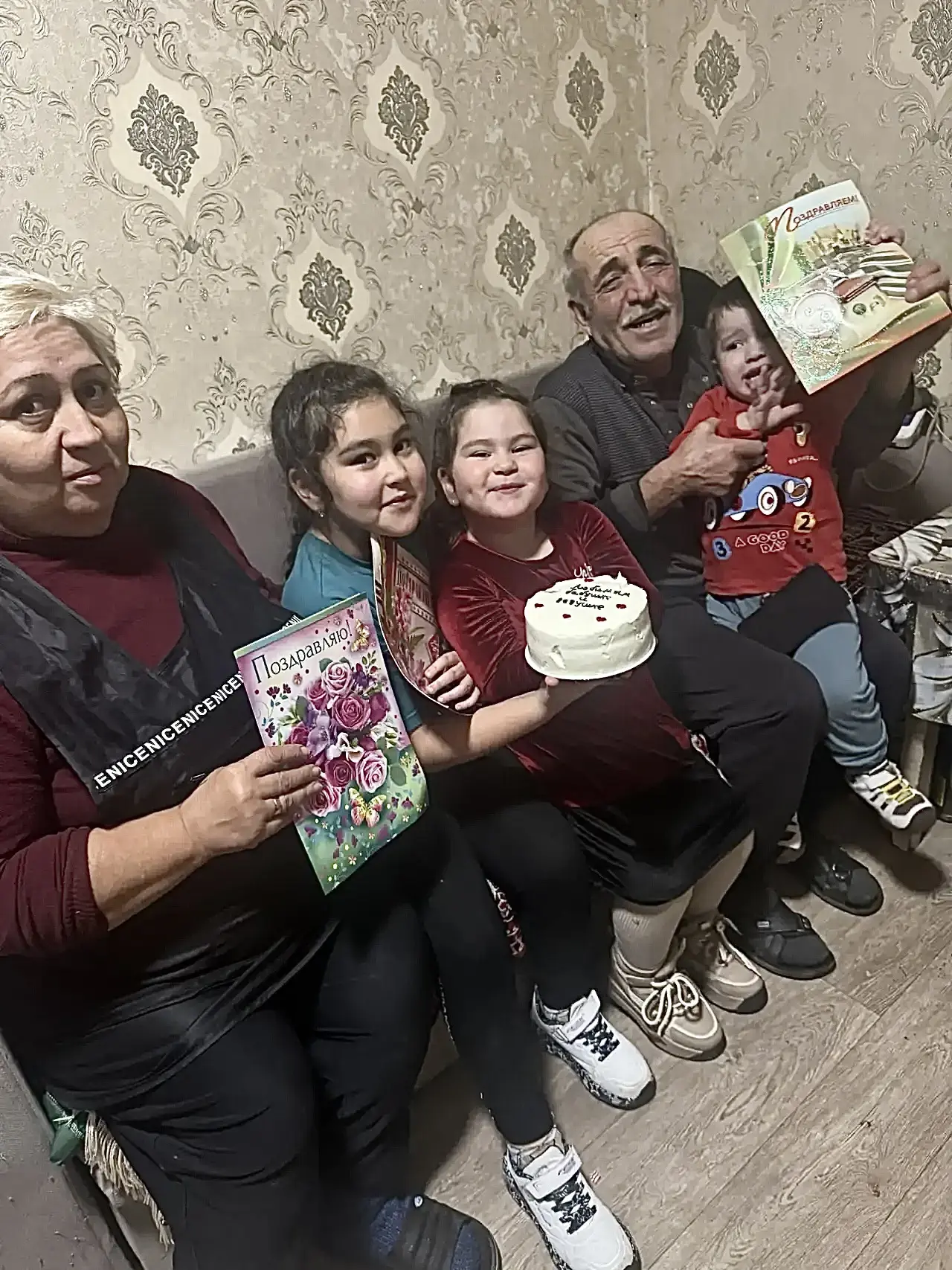 👵👴 Акция «Тепло наших сердец»