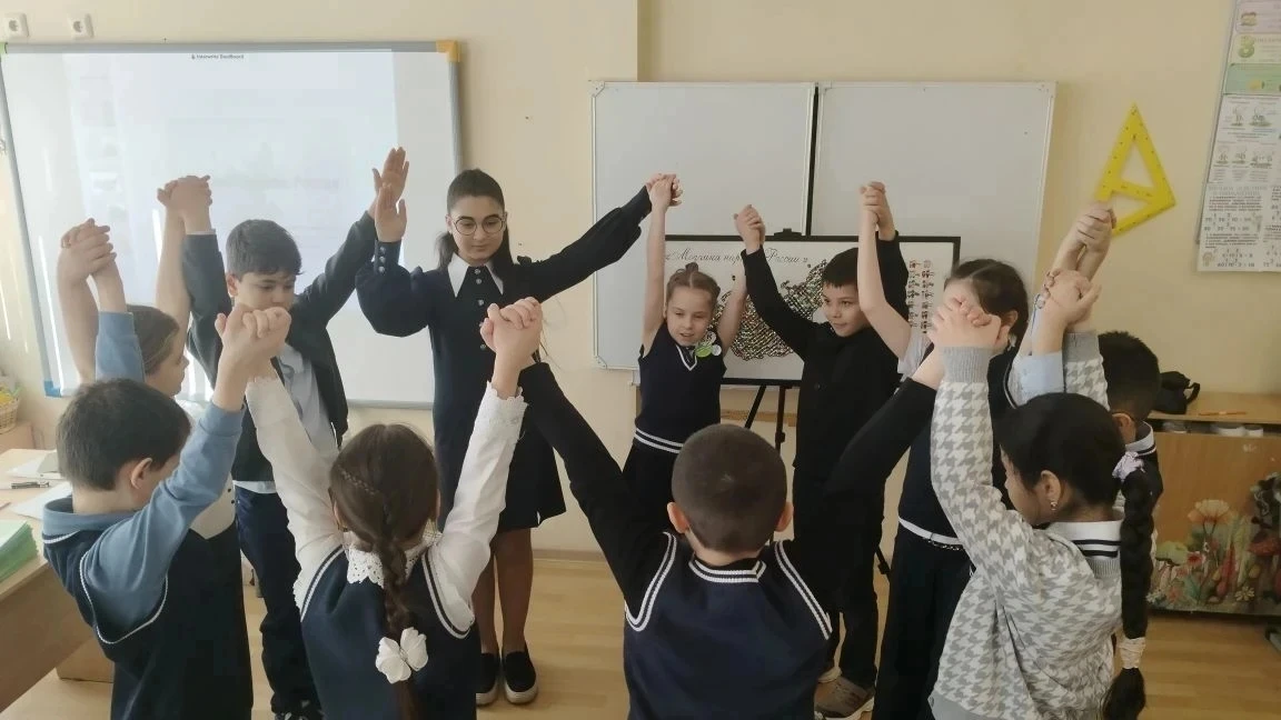 Сегодня ученица 4 И класса  Джульетта И. - победительница общешкольной научно-практической конференц