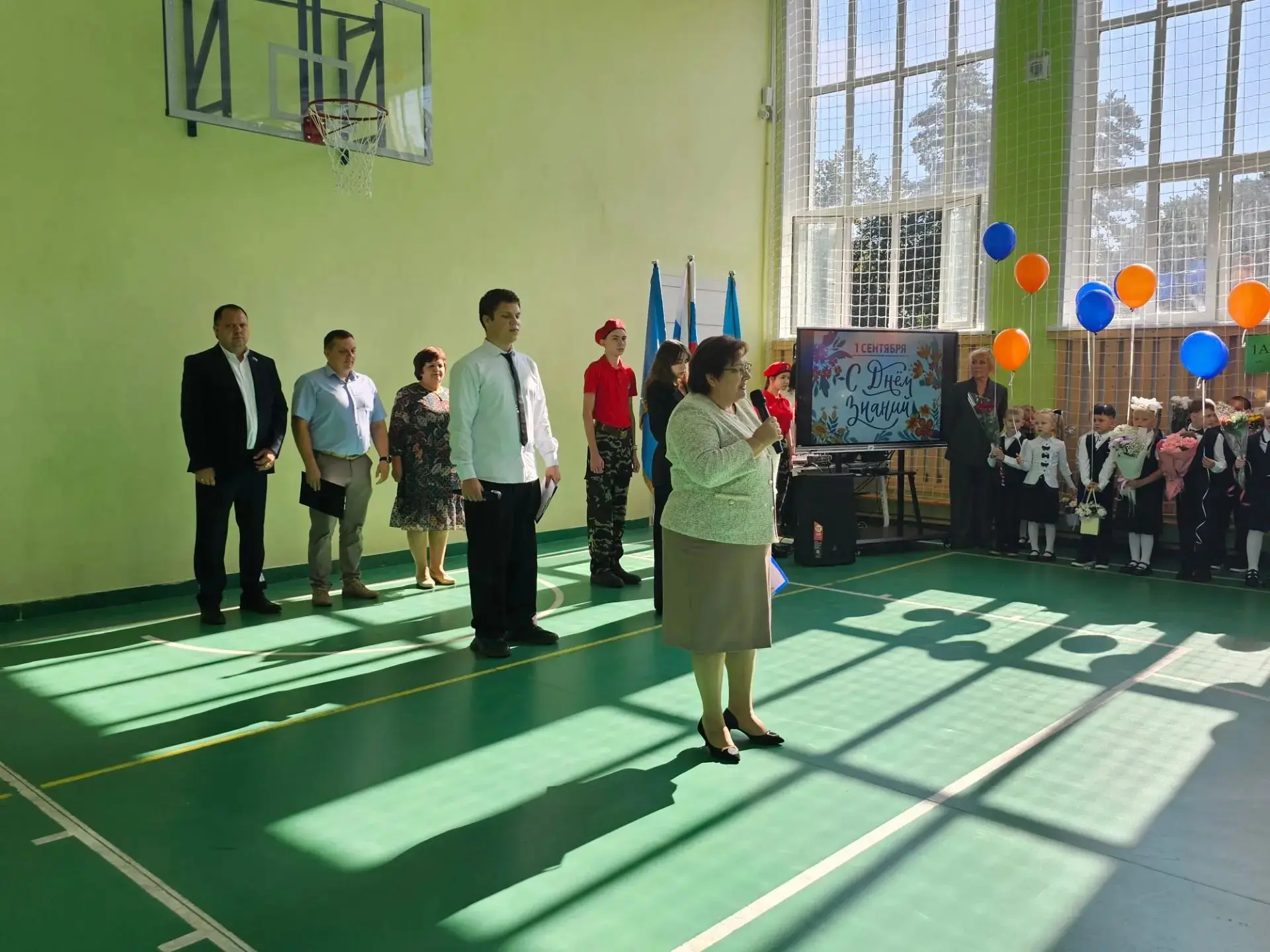 Сегодня в нашей школе состоялось долгожданное и трогательное событие – торжественная ли...