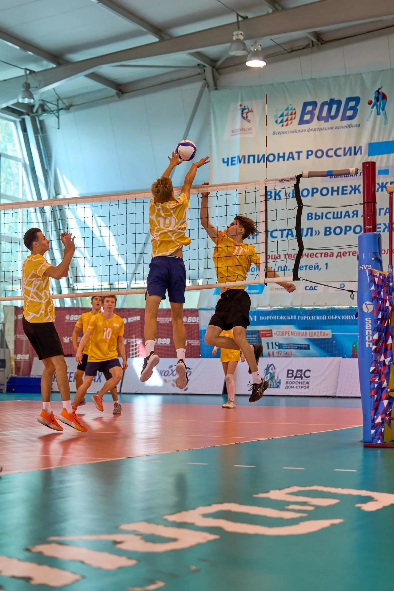 🏐🏆 Команда гимназии №9 выиграла Кубок школьной волейбольной лиги