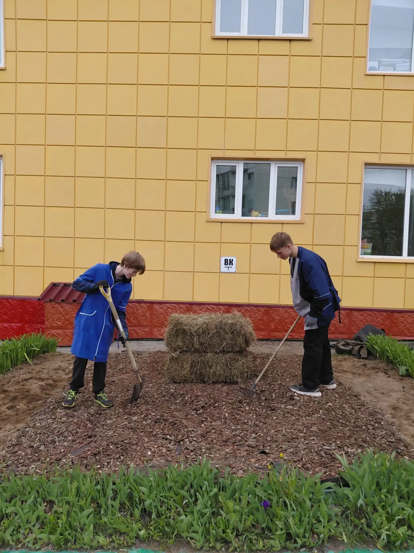 "Летняя пора в нашем детском саду: новые помощники и интересные возможности!"
