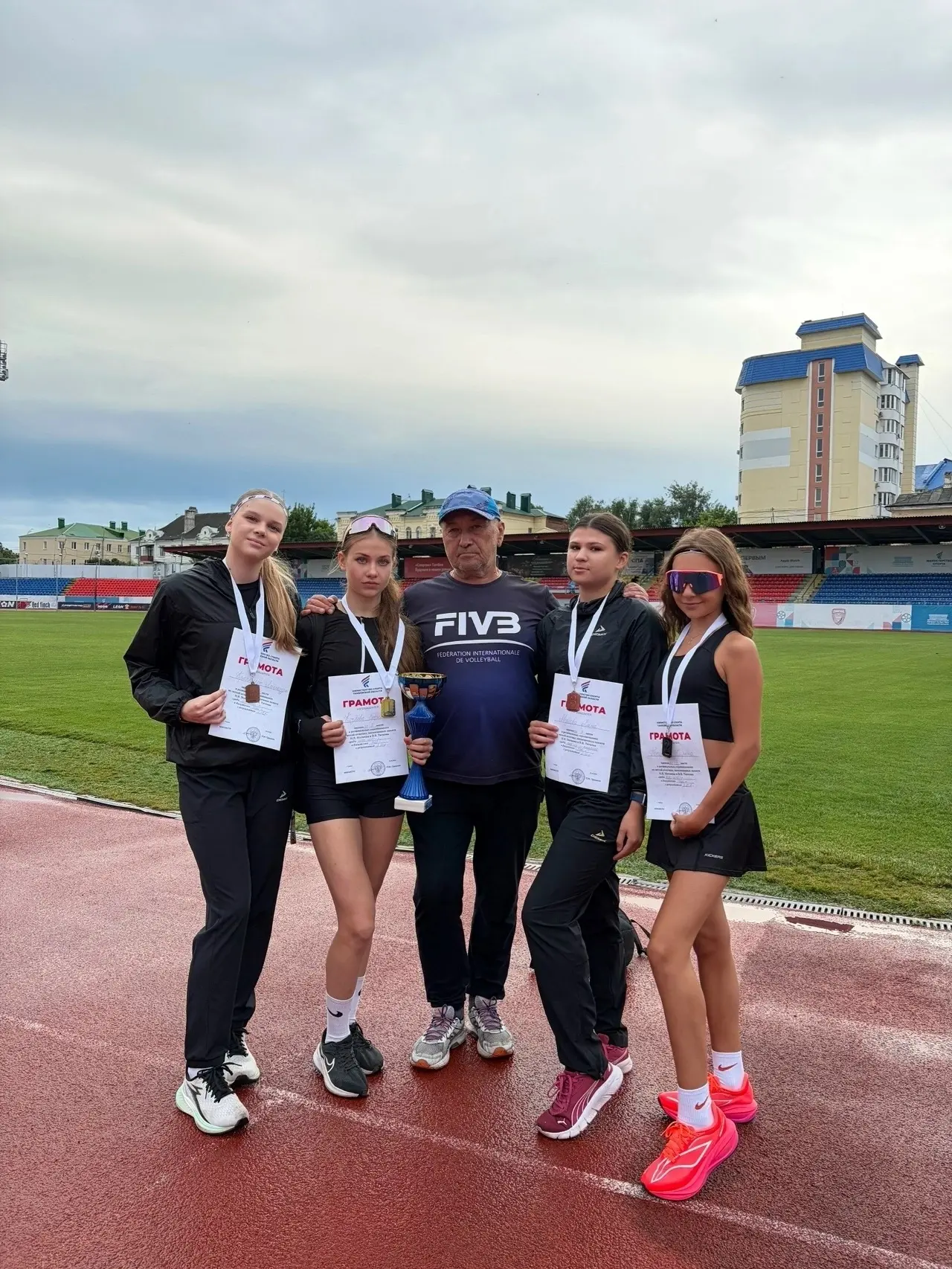 🏃‍♂️ 20 июня на стадионе «Спартак» прошли региональные соревнования по лёгкой атлетике памяти основ
