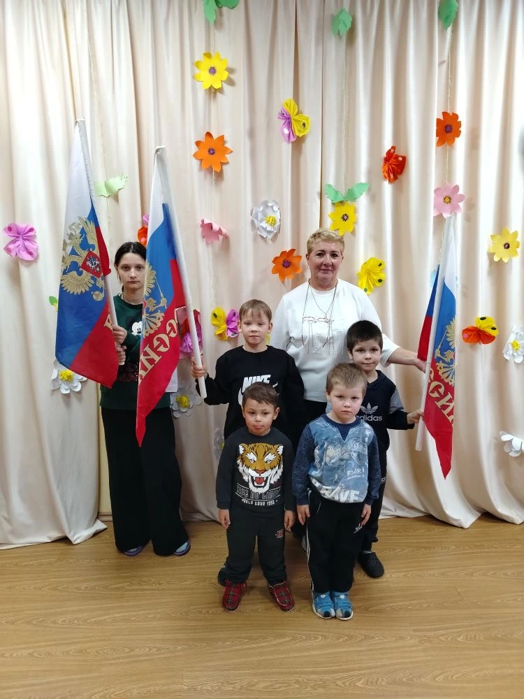 🇷🇺 День Государственного флага: история, гордость и новые знания!