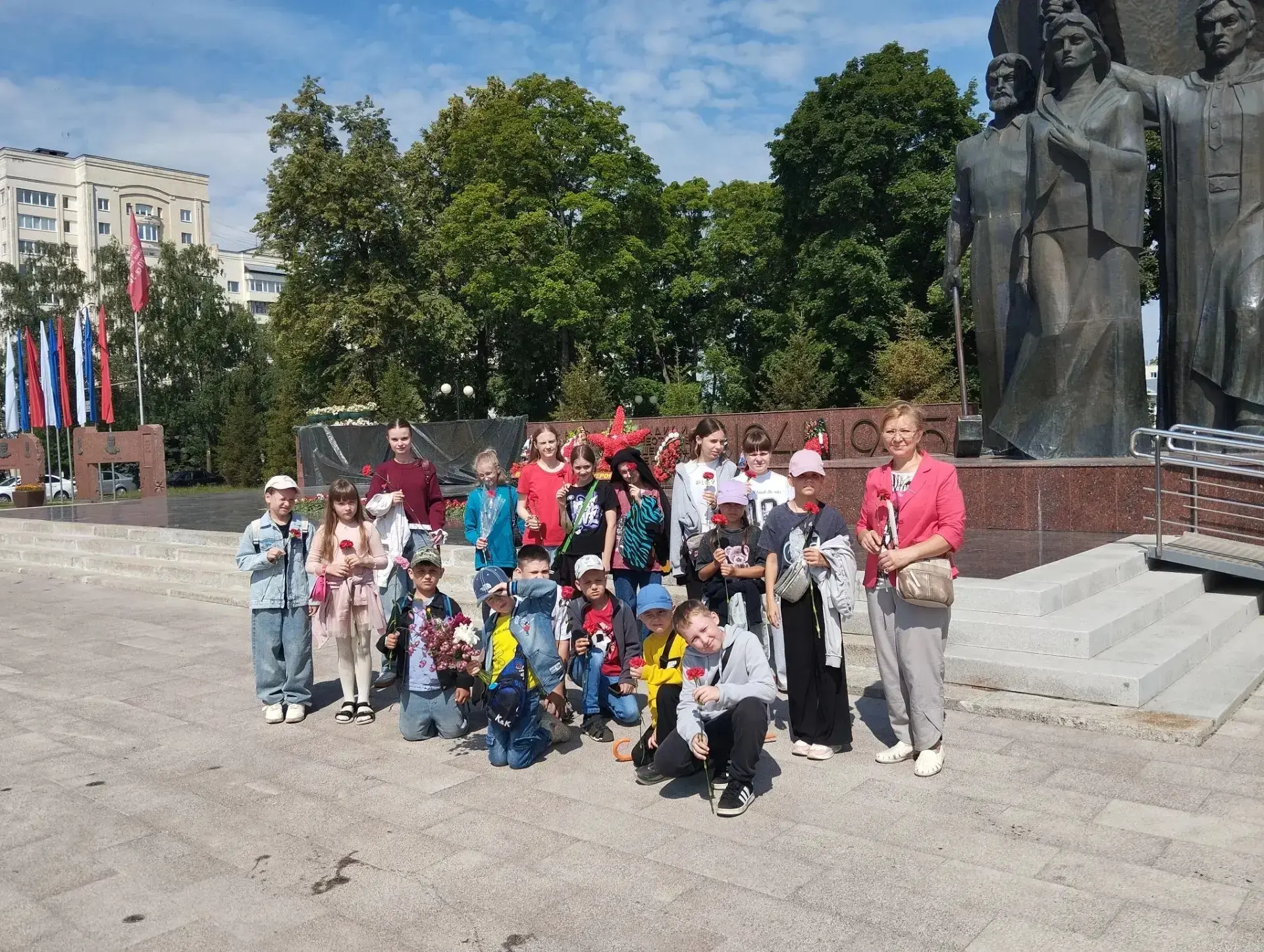 🔥22 июня — День памяти и скорби

Сегодня, 22 июня, мы склоняем головы в память о тех, кто отдал сво