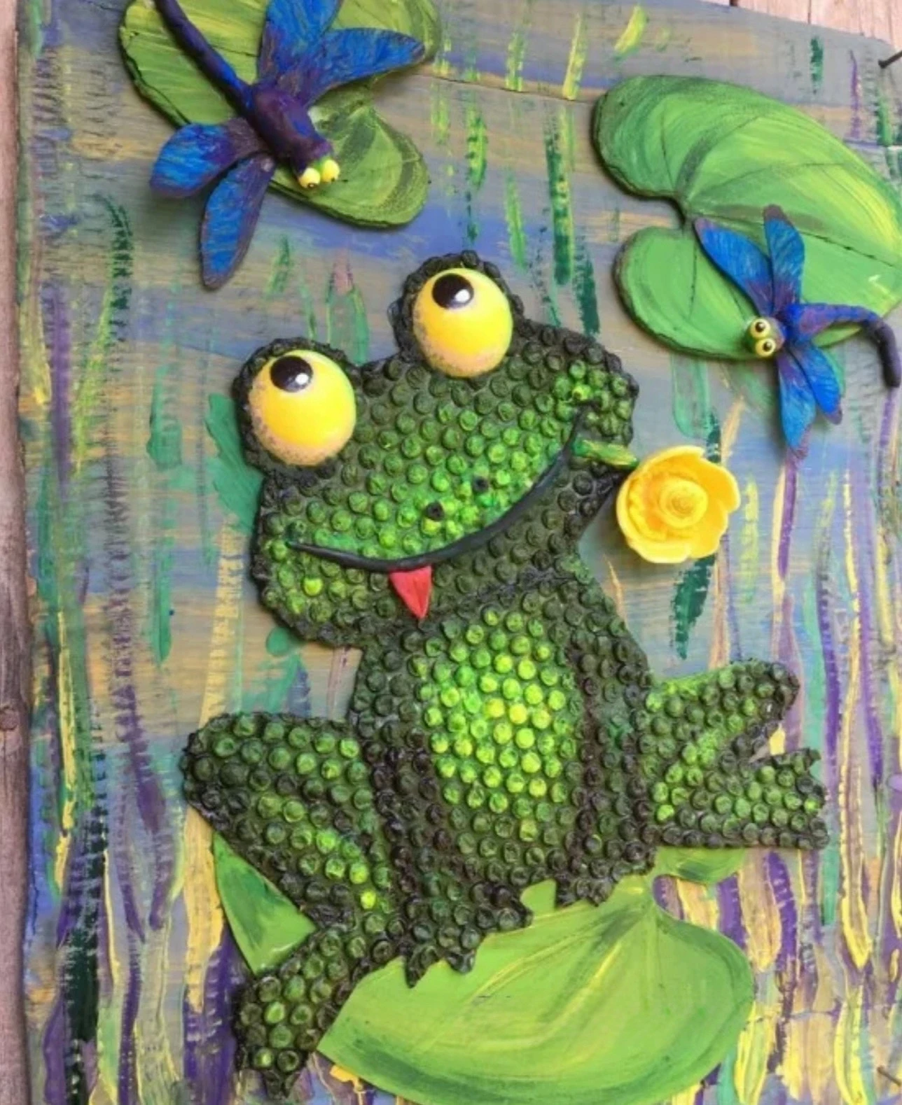 Превращаем пупырчатую плёнку в лягушку! 🐸🎨✨