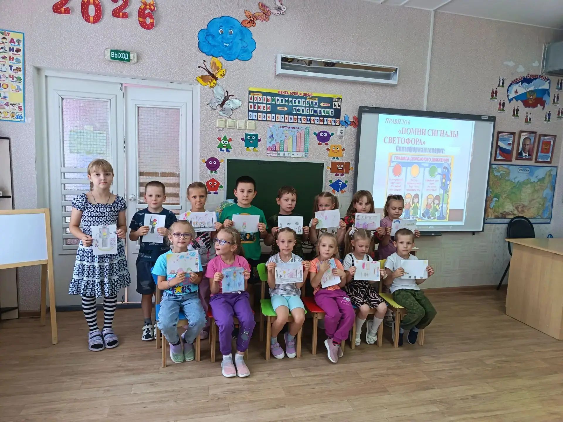Дорога самое опасное место на улице. Воспитанники группы "Тюльпанчик" повторили правила...