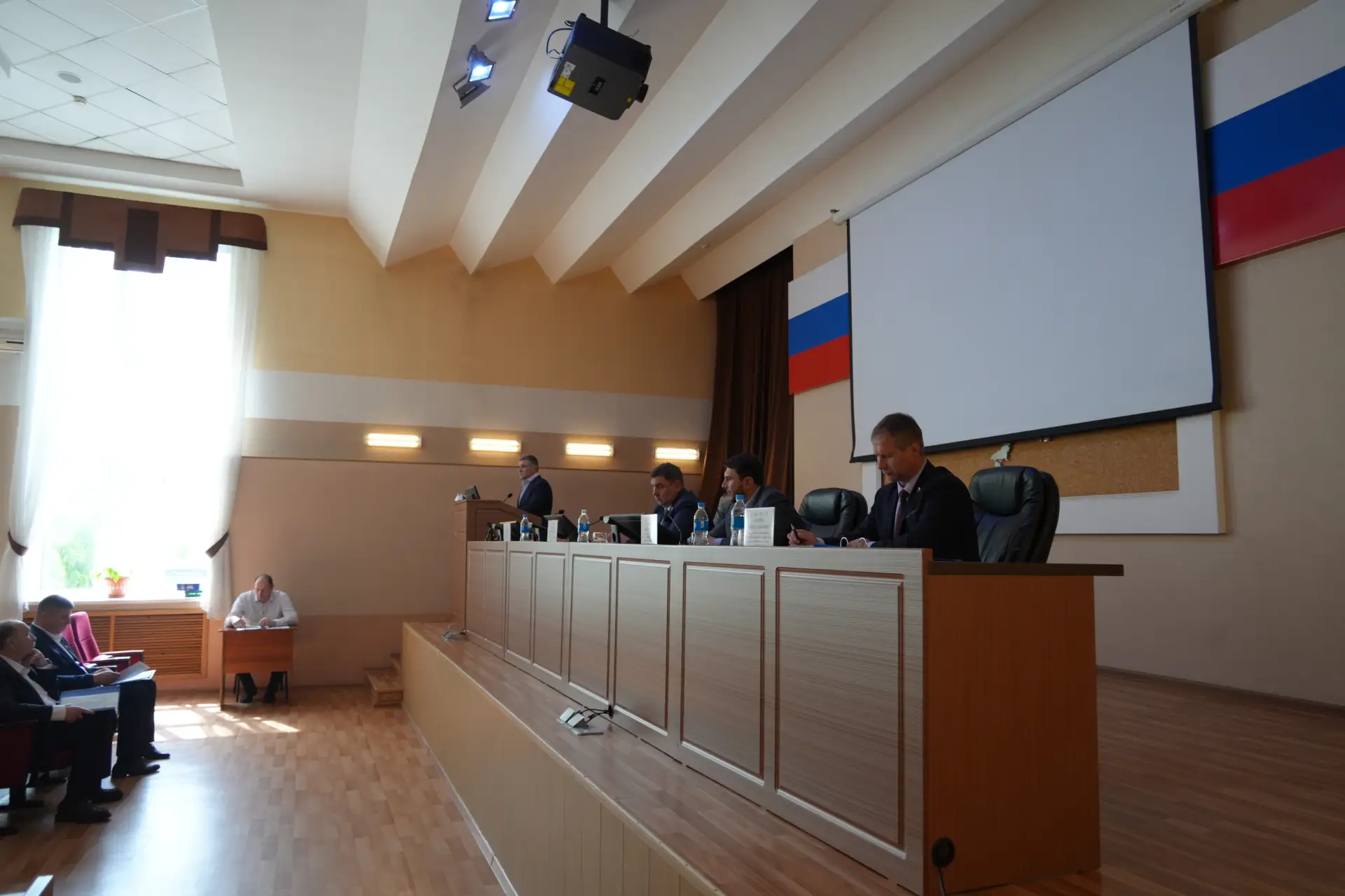 Глава Уссурийска отчитался о работе за 2025 год: в приоритете нацпроекты, благоустройст...