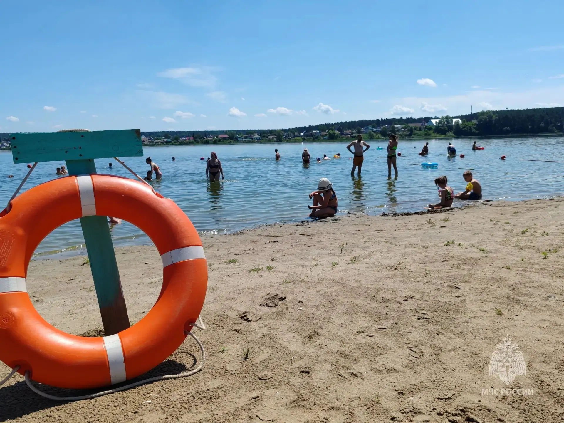 🏊‍♀️Профилактика травматизма на воде 

В разгар летнего сезона большинство отдыхающих стремится к в