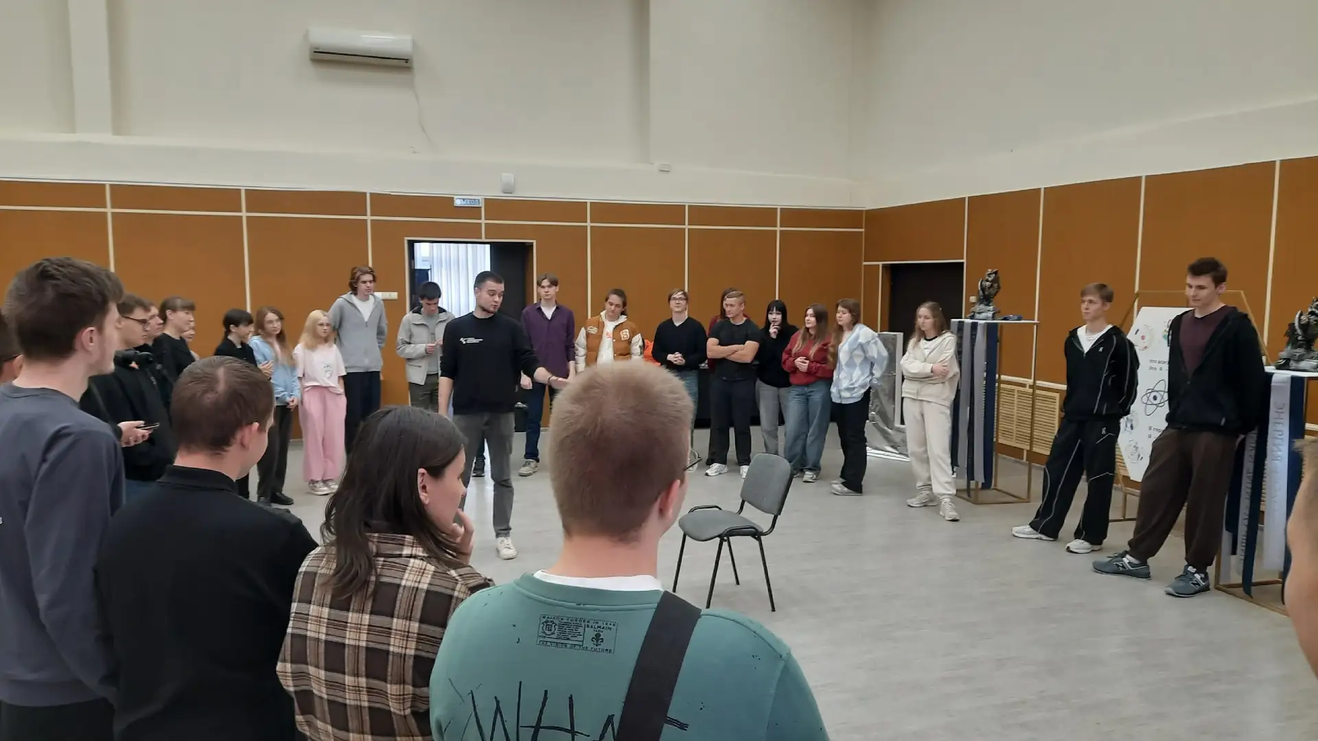 🎭 Первые шаги на сцене: как это было?