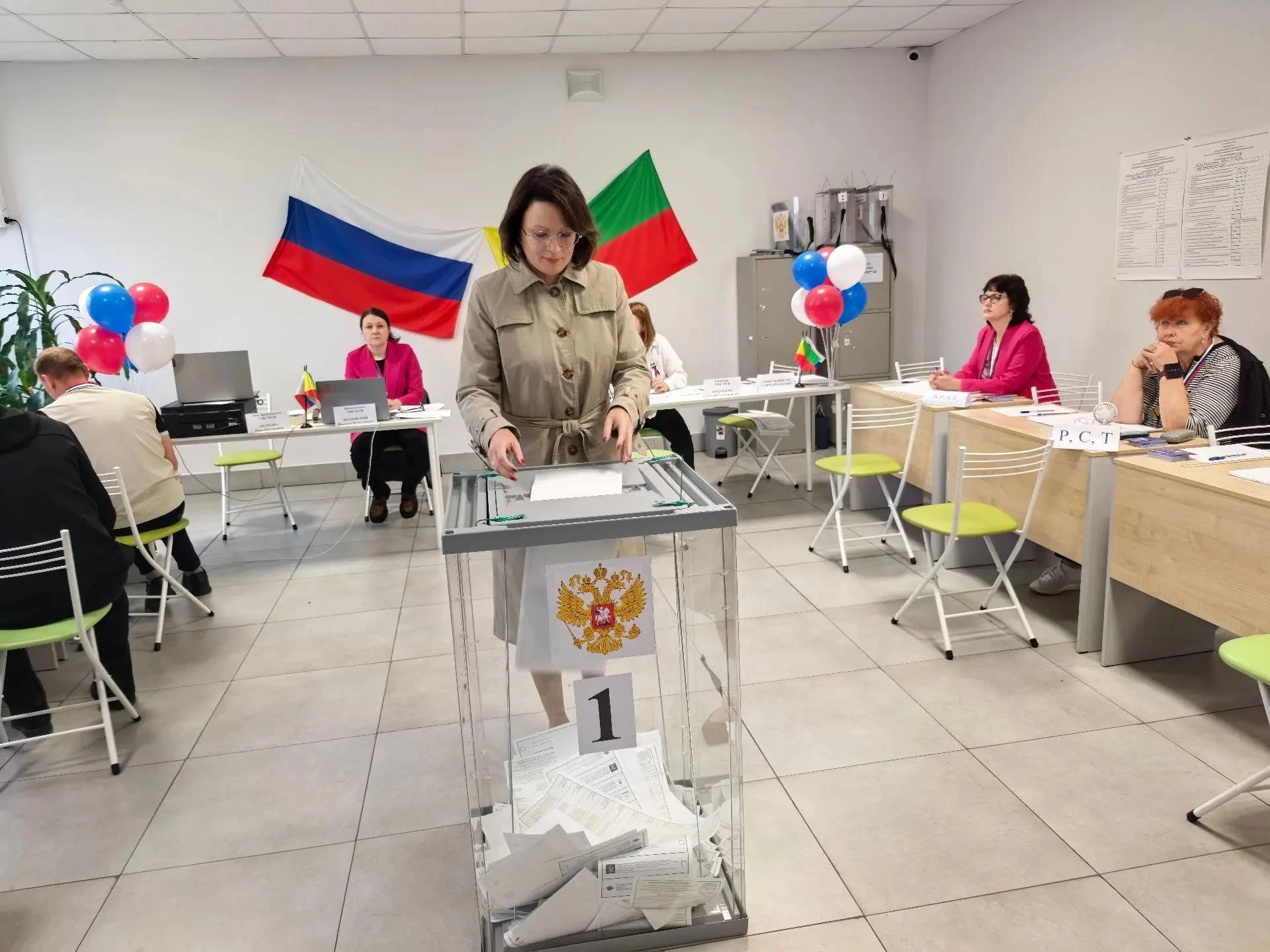«Для меня это личный выбор»: Вера Чипизубова проголосовала на своём участке в числе первых