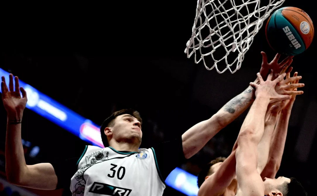 FIBA сняла все ограничения с российских баскетболистов
