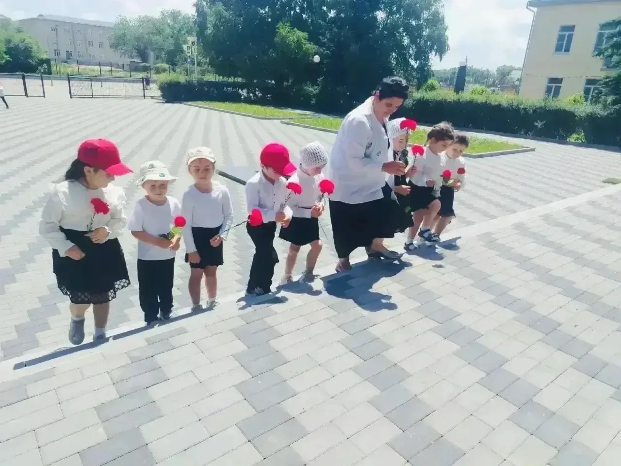Сегодня в детских садах Прикубанского муниципального района прошёл прошел День памяти и...