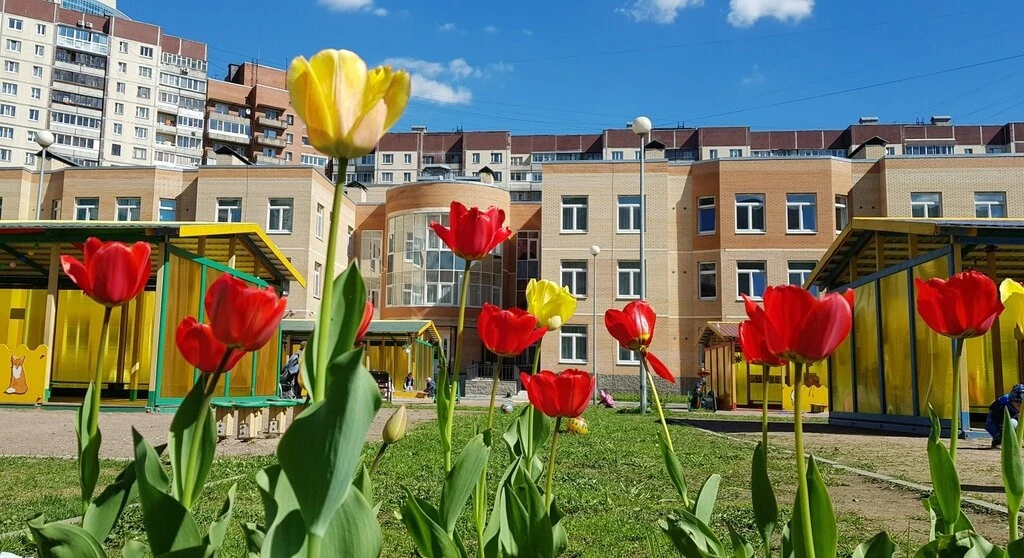 👪 Сегодня День защиты детей, праздник, который напоминает нам о важности заботы о подрастающем поко