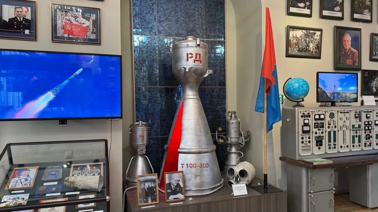 🚀 В День космонавтики судебные приставы ГМУ ФССП России почтили память первого космонавта планеты   