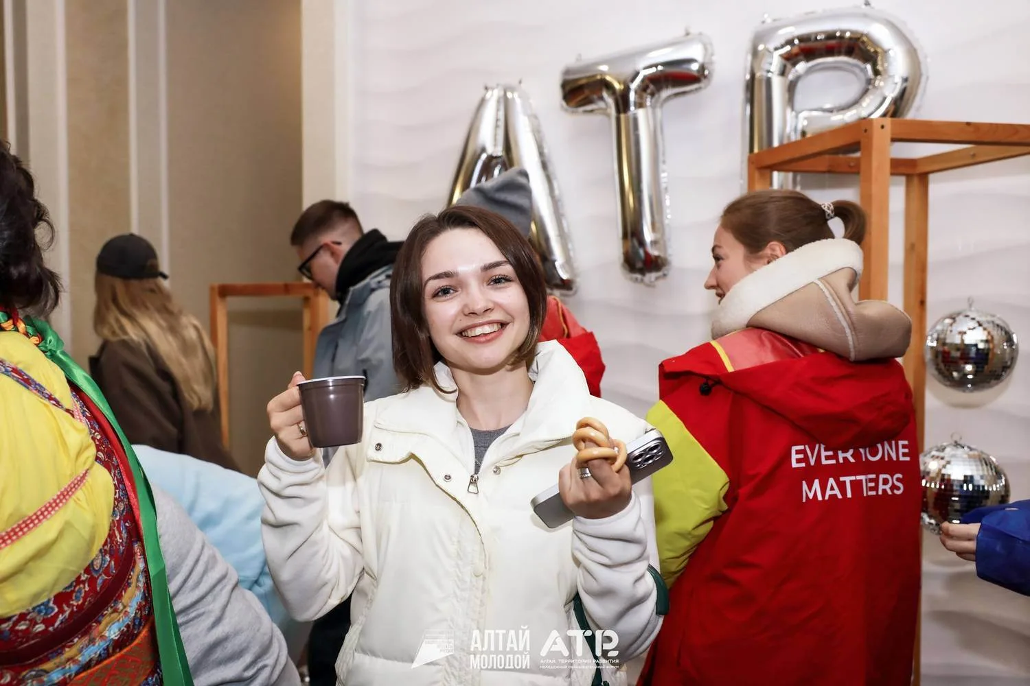 ⭐Школьники краевой столицы стали участниками Молодежного образовательного форума   На минувших выход