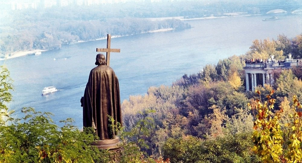 С Днем Крещения Руси и Днем памяти святого Равноапостольного киевского князя Владимира Крестителя!