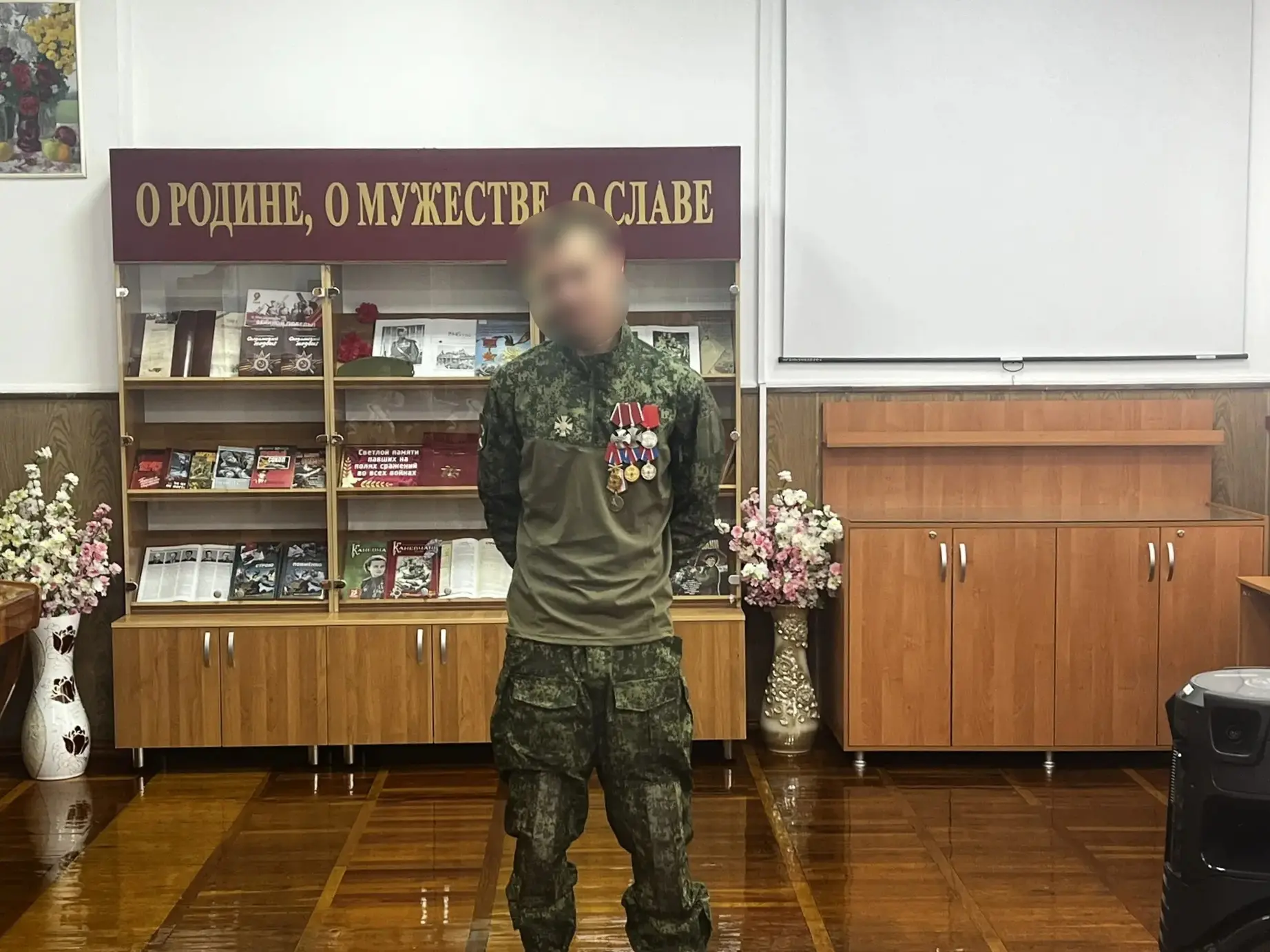 Настоящий Герой 🇷🇺

18 июня в Центральной межпоселенческой библиотеке станицы Каневской в рамках к