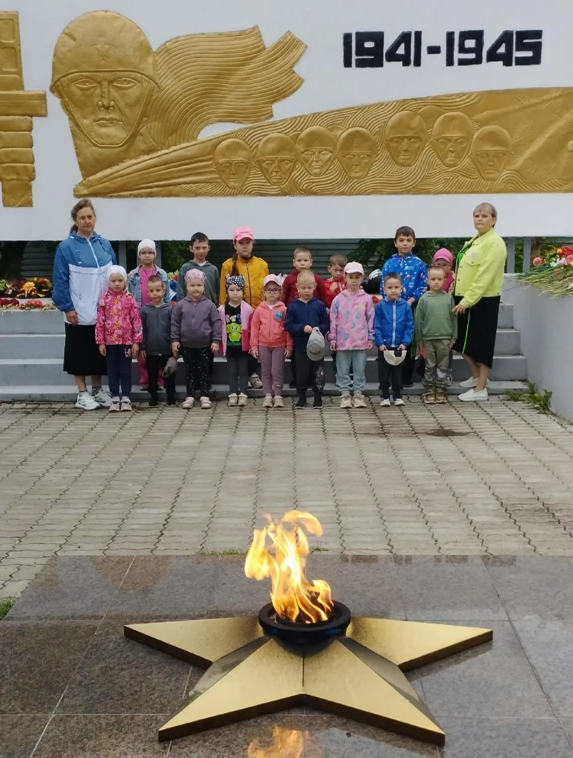 В детском саду "Ягодка" почтили память погибших в Великой Отечественной войне. В рамках мероприятий,