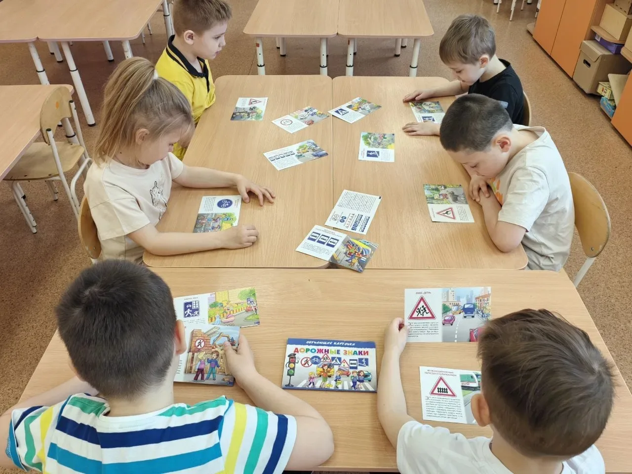 В дошкольном отделении «Калинка» в рамках проекта «Предшкола: стандарт детского сада» прошла тематич