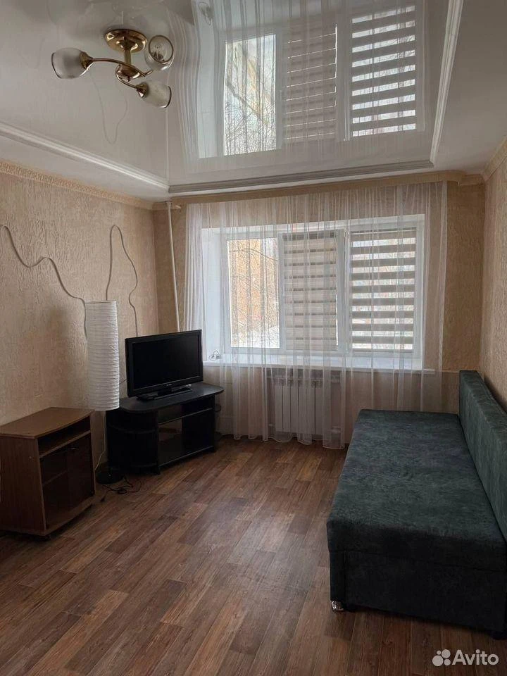 Сдам без посредников: 1-комнатная квартира, 30м²