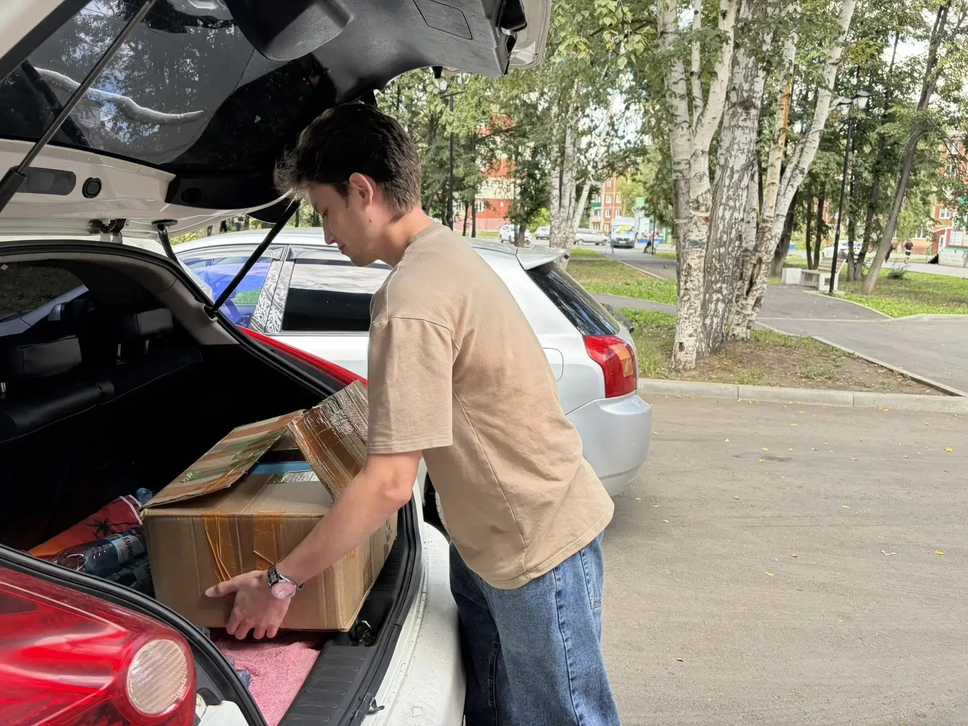Клуб «Строитель» проводит сбор макулатуры♻️