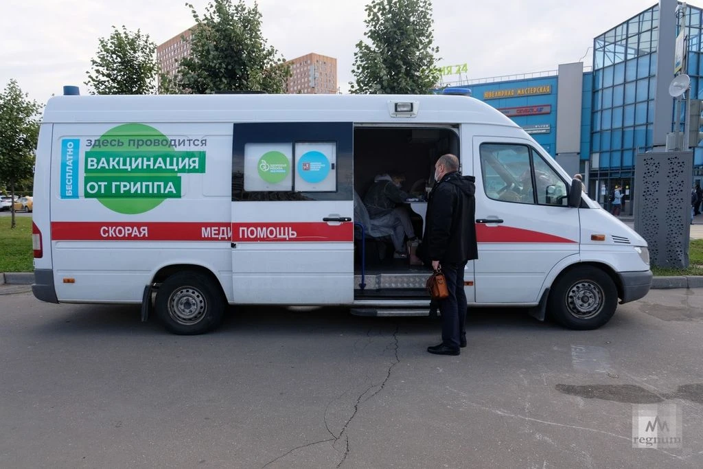 Мобильные пункты вакцинации против гриппа заработали в Ростове с 1 октября