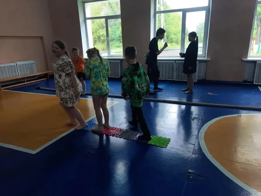 🧘‍♀️ Минутка релаксации сегодня была у ребят в пришкольном лагере Радуга 🌈

После активных игр, кв