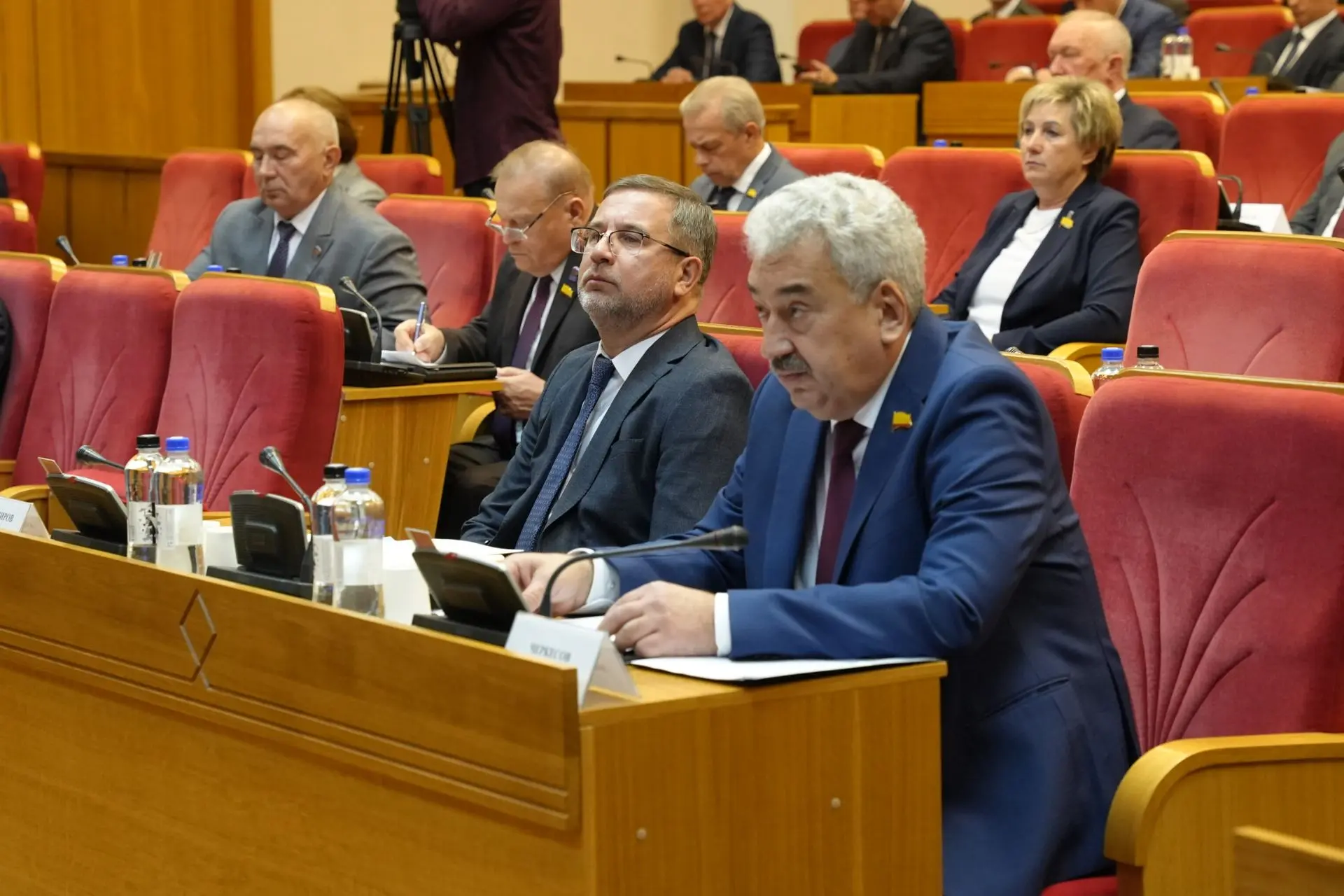 Начала работу первая сессия Государственного Совета Чувашской Республики восьмого созыв...