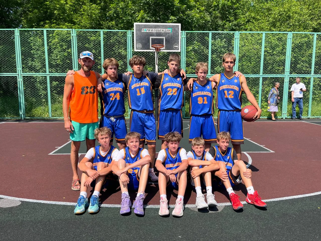 Поддержали участие команды из Колпашево в баскетбольном турнире 🏀 

Турнир прошёл в Томске и собрал