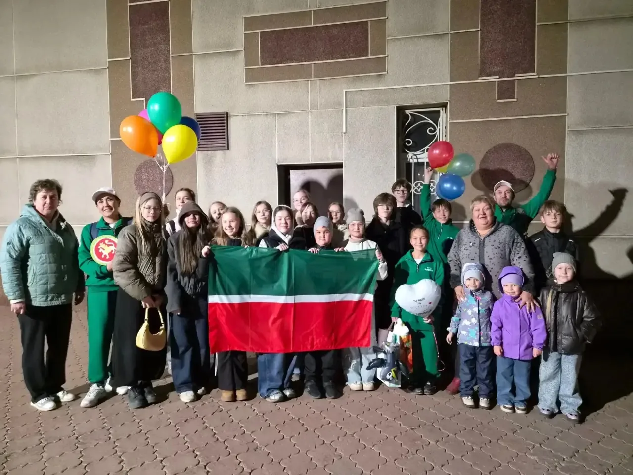 🎉 СЕМЬЯ САНИЕВЫХ — В ДЕСЯТКЕ ЛУЧШИХ! 🎉